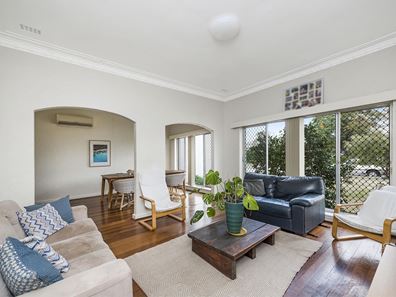 14 Monash Avenue, Como WA 6152