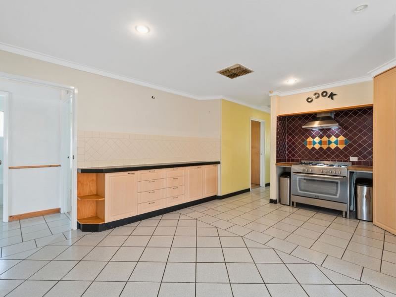 28 Salween Place, Beechboro