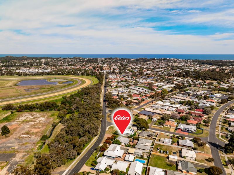 1/30 Nuytsia Avenue, Carey Park