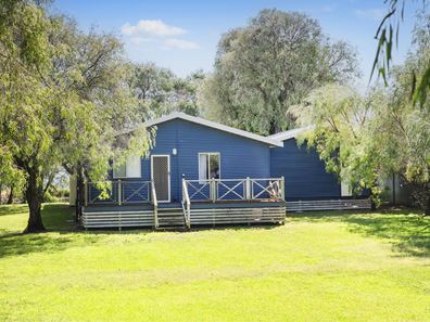 582 Caves Road, Marybrook WA 6280