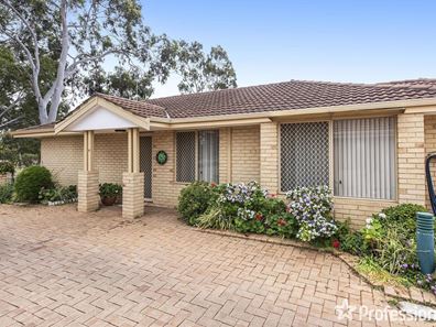 4/11 Murray Court, Armadale WA 6112