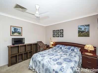 4/11 Murray Court, Armadale WA 6112