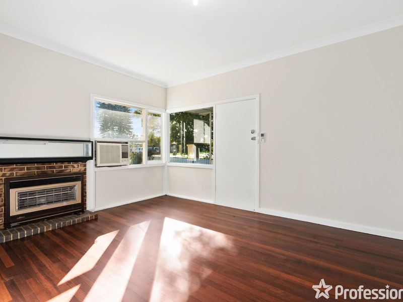 9 Sussex Road, Forrestfield