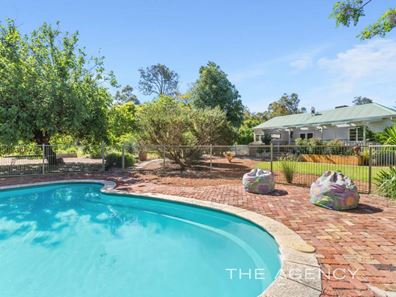 755 Martin Road, Mundaring WA 6073