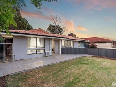 25 Jade Street, Mount Richon WA 6112