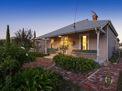 54 Carrington Street, Palmyra WA 6157