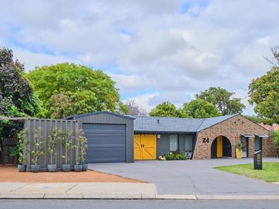 24 Lachlan Road, Thornlie WA 6108