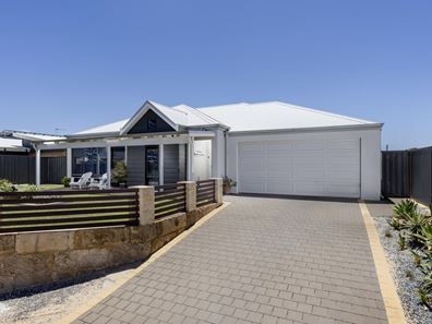33 Mistral Crest, Glenfield WA 6532