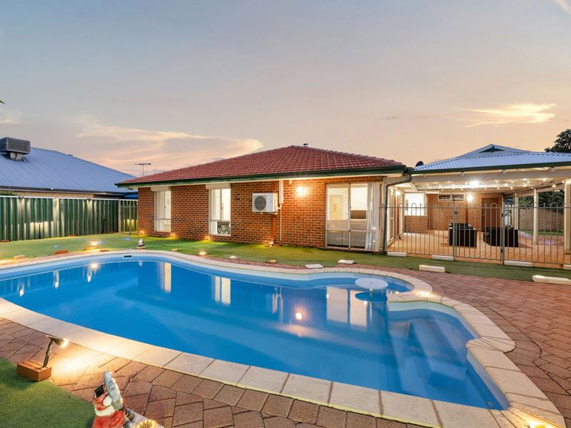 32 Chesterton Drive, Thornlie
