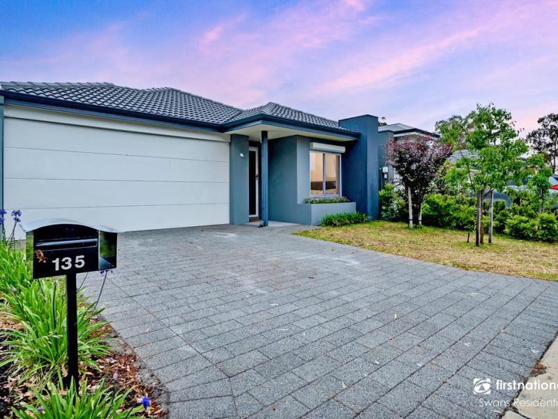 135 Strinesdale Boulevard, Aveley WA 6069