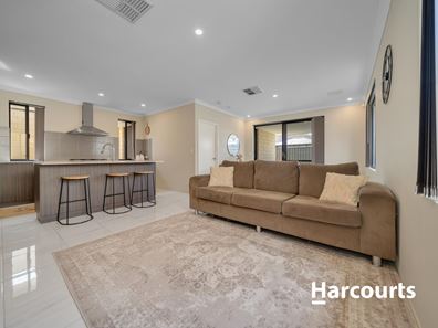 10 Sunnyside Way, Aveley WA 6069