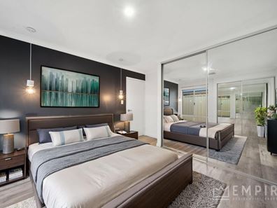 6 Wonnil Close, Success WA 6164