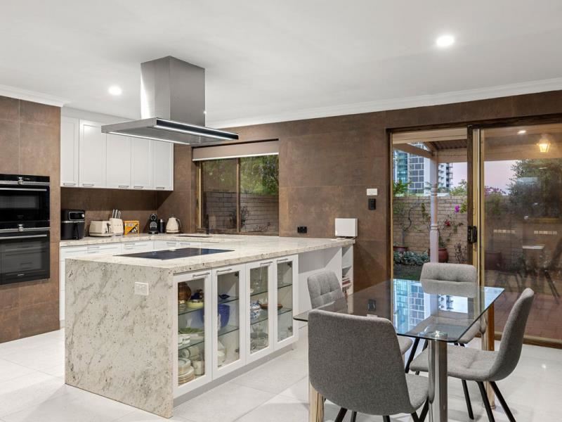 1/5 First Avenue, Applecross