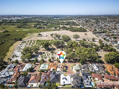24 Waterview Drive, Woodvale WA 6026
