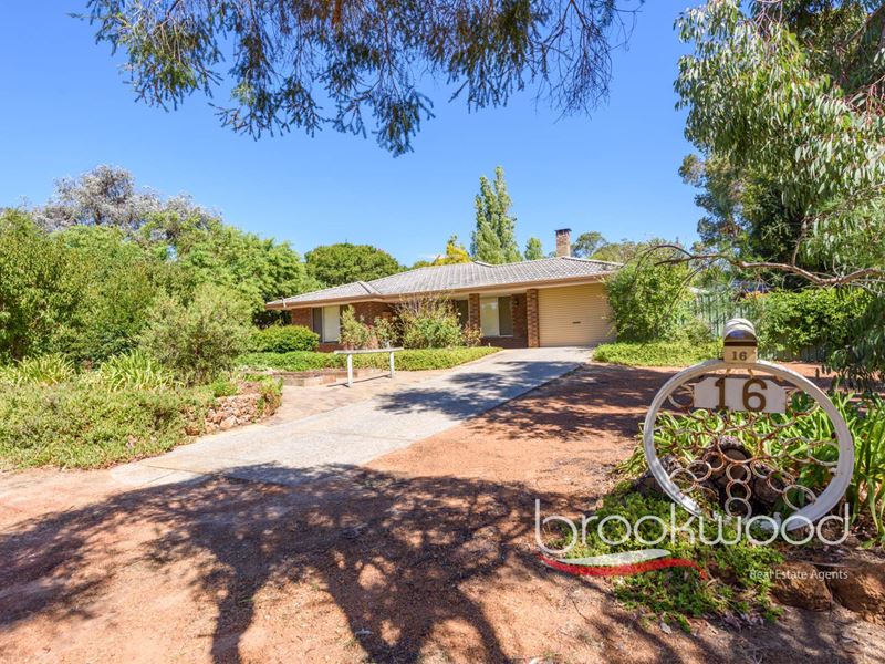 16 Grahame Street, Mount Helena