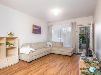 2/93 Gloucester Crescent, Shoalwater WA 6169