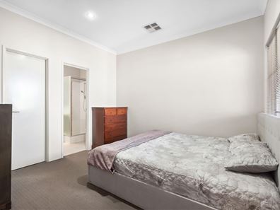 7 Powlett Link, Ellenbrook WA 6069
