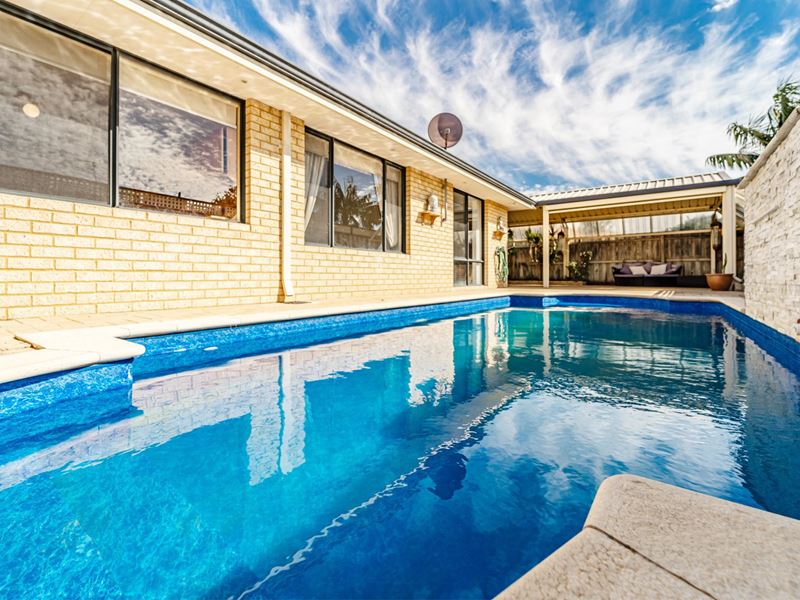 15 Ritchie Drive, Rockingham