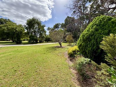 131 Salisbury Road, Cookernup WA 6219