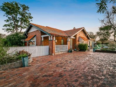 15 Second Avenue, Bassendean WA 6054