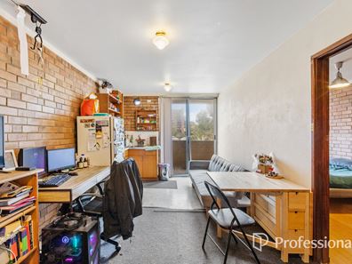 63/12 Tenth Avenue, Maylands WA 6051