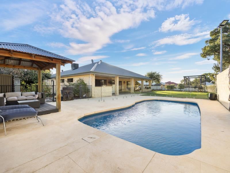 43 Lombadina Parade, Secret Harbour WA 6173