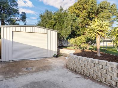 43 Lombadina Parade, Secret Harbour WA 6173