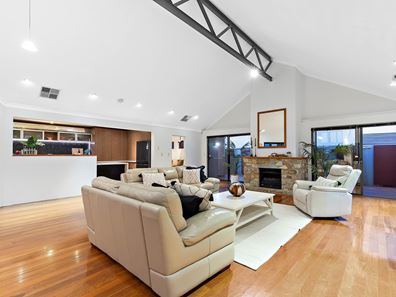 2 Kinship Way, Atwell WA 6164