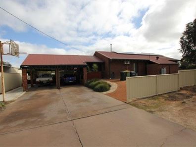 1 Cowan Way, Merredin WA 6415