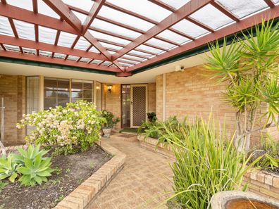 4 Windward Close, Safety Bay WA 6169