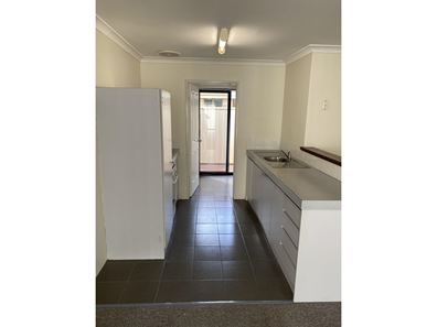 5 Vixon Court, Stratton WA 6056