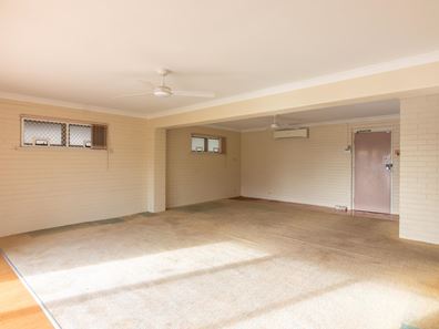 77 Perseus Road, Silver Sands WA 6210