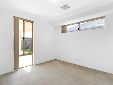 20 Porrum Street, Wellard WA 6170