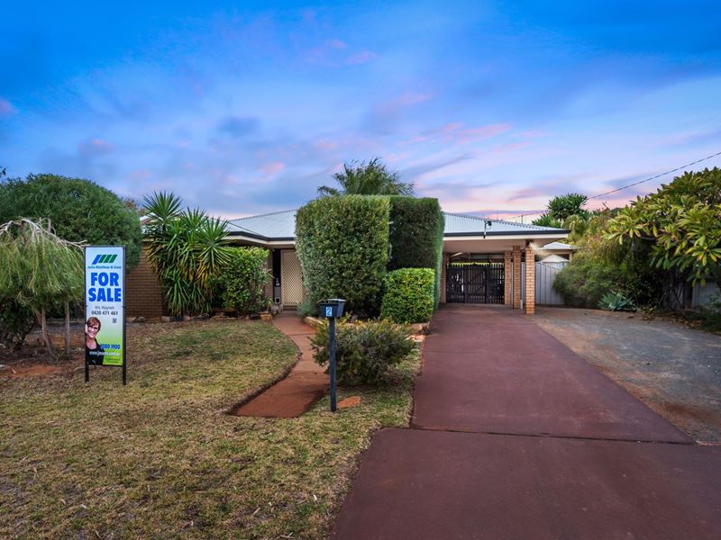 2 Montgomery Lane, Hannans WA 6430