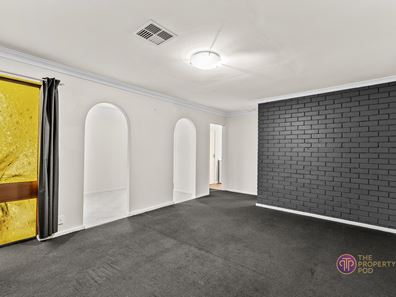 4 Jardine Court, Thornlie WA 6108