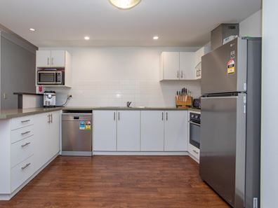 82A Fifth  Road, Armadale WA 6112