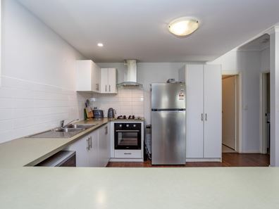 82A Fifth  Road, Armadale WA 6112