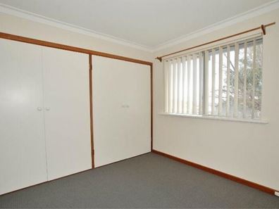 8/14 Ozone Parade, Trigg WA 6029