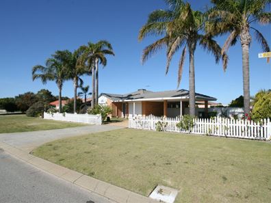 24 Fairview Drive, Waikiki WA 6169
