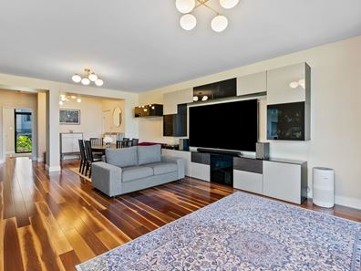 14/124 Mounts Bay Road, Perth WA 6000