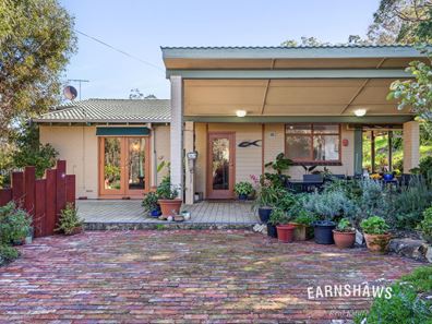 17 Approach Road, Boya WA 6056