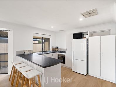 87 Clydebank Avenue, West Busselton WA 6280