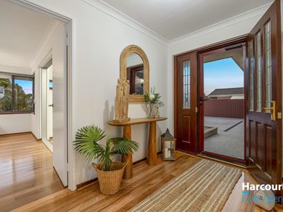 534 Safety Bay Road, Waikiki WA 6169