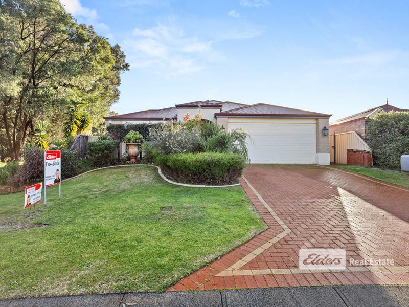 4 Possum Way, College Grove