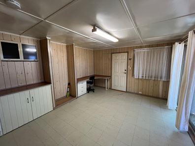 61 Shaw Street, Coolgardie WA 6429