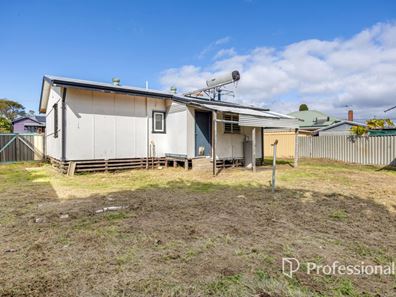 25 Bright Street, Carey Park WA 6230