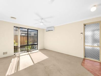 11/5 JAMES STREET, Cannington WA 6107