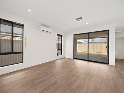 19 Brush Street, Hilbert WA 6112