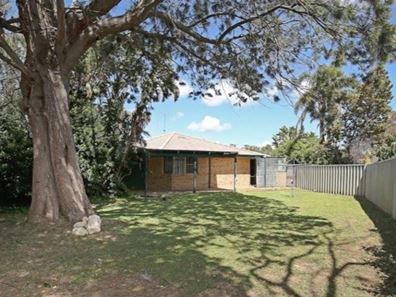 8 St James Place, Greenfields WA 6210