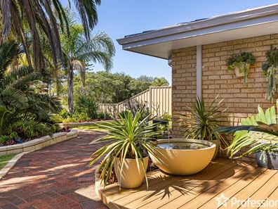 9 Tweed Close, Warnbro WA 6169